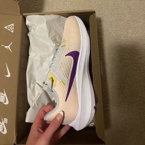Brand new never worn Nike Pegasus 40